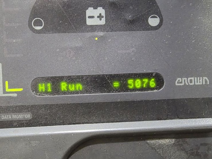 2002-crown-rr5020-45-image-3