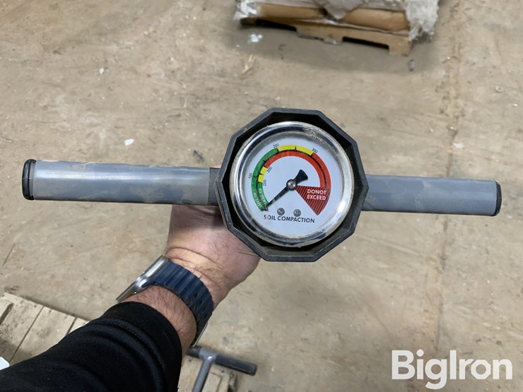 davis-vantage-pro-2-weather-station-&-soil-tools-image-12