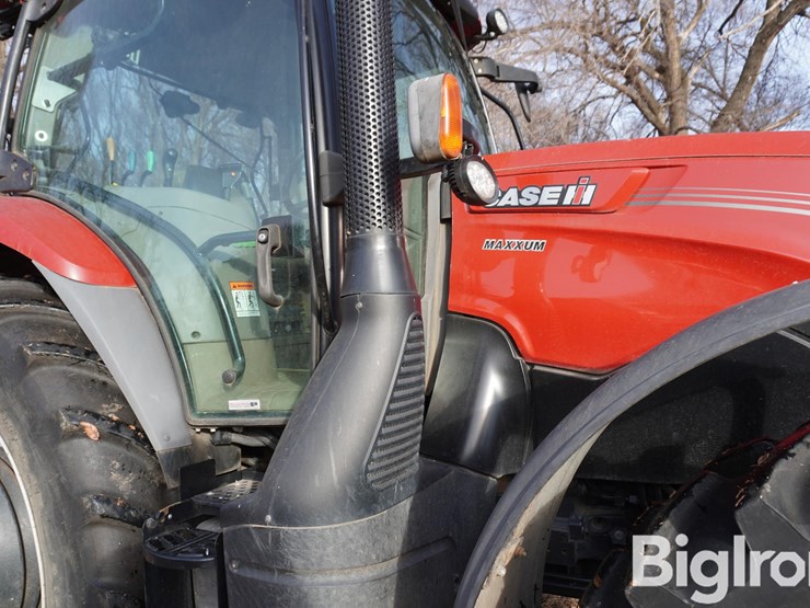 2017-case-ih-maxxum-135-image-12