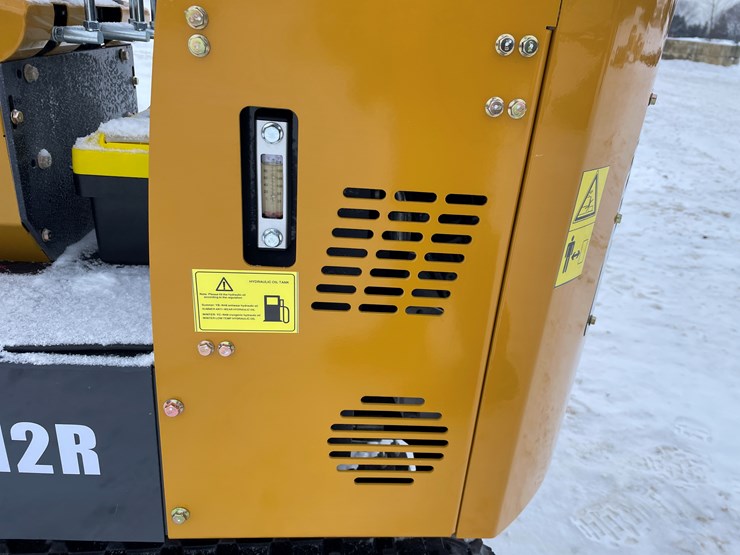 #206-•-new-ats-mini-excavator-image-15