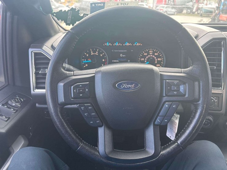 2016-ford-f150-image-13