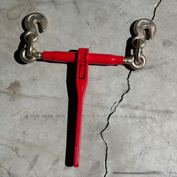 #1075 • 3/8-1/2 Rachet Binder