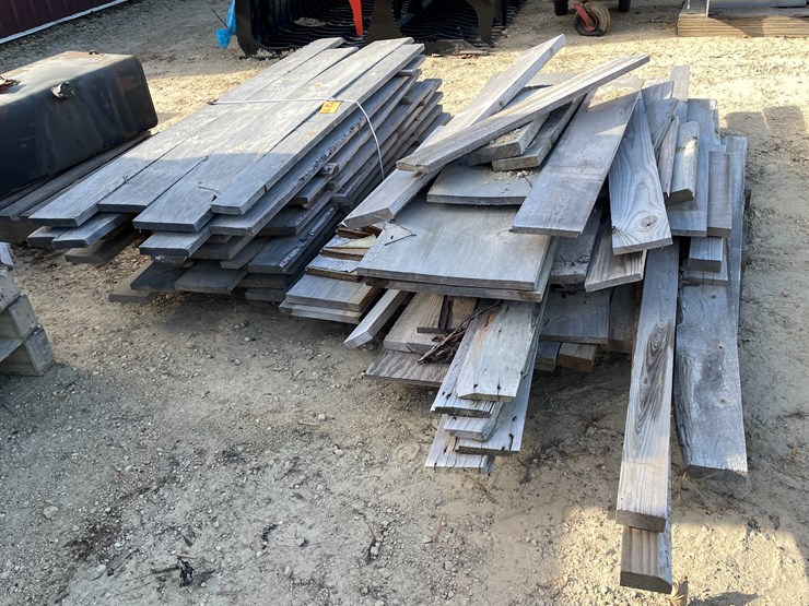 #3696-•-100-board-feet-rough-cut-pine-boards-image-4