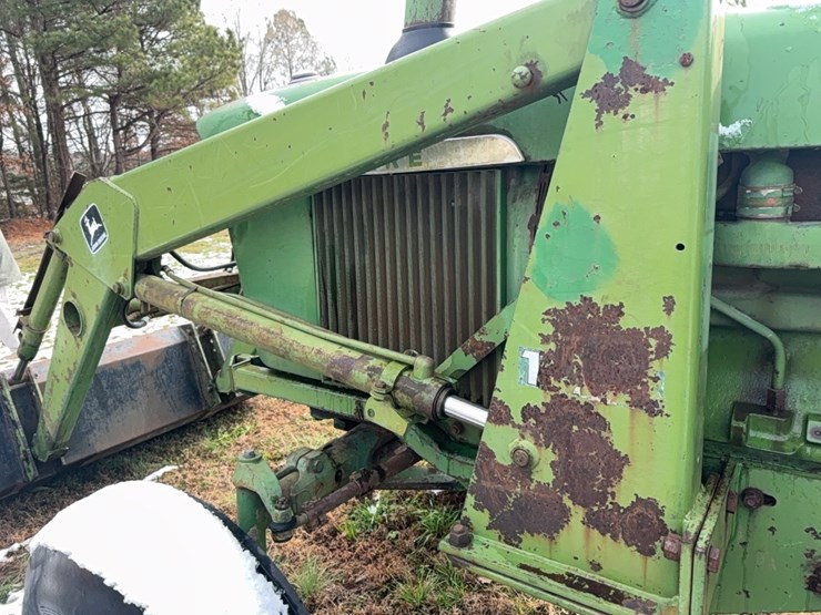 john-deere-4320-image-9