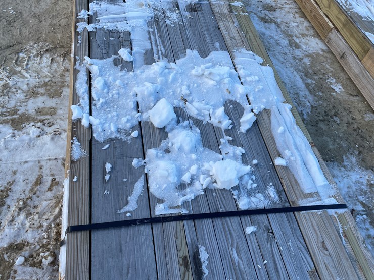 #3790-•-bundle-of-laminated-wood-beams-image-13