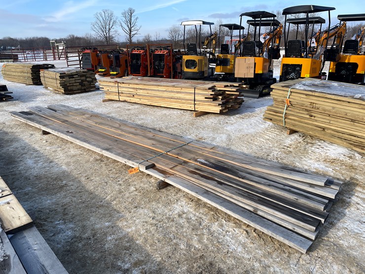 #3808-•-bundle-of-construction-grade-lumber-image-1