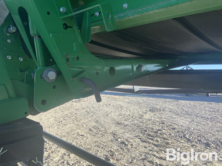 2021-john-deere-735d-image-19