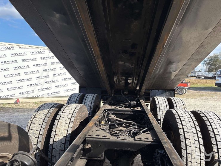 2019-kenworth-t880-image-18