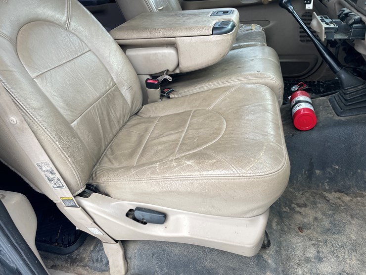 2000-ford-f350-image-55