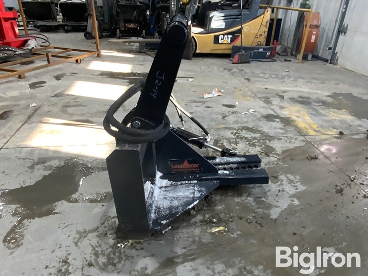 2024-land-honor-tp2-13-08d-skid-steer-post/tree-puller-image-4