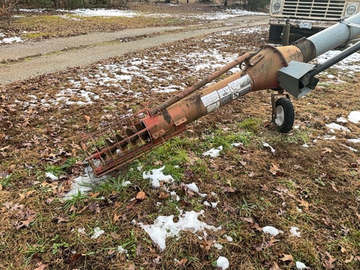 gsi-8-x-72-auger;-located-at-7241-roxbury-rd,-charles-city,-va,-please-call-804.837.9940-or-804.651.4404-with-questions-image-2