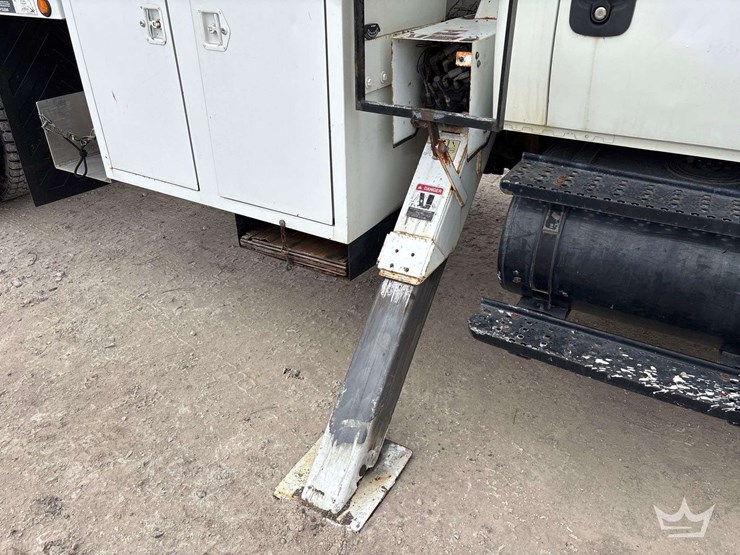 2007-international-durastar-4300-image-39