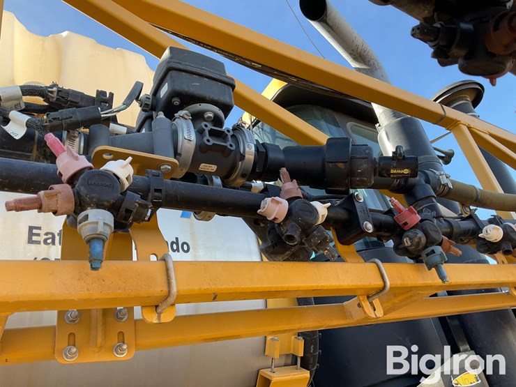 2011-caterpillar-c7-image-12