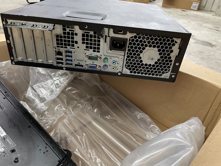 #5853-•-hp-desktop-computer-image-14