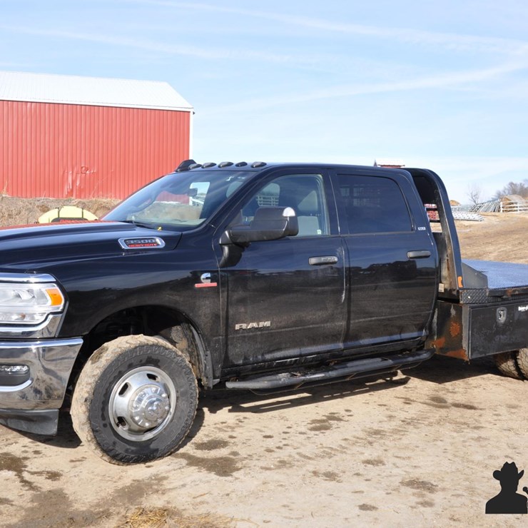 2022 RAM 3500 TRADESMAN