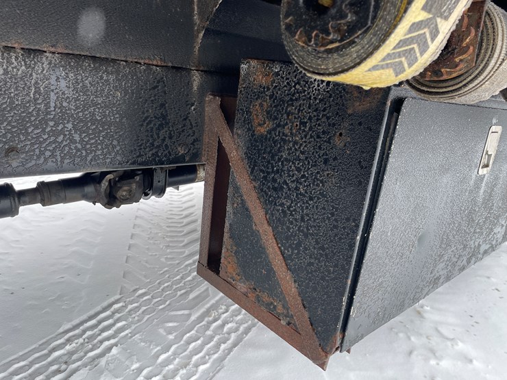 #400-•-2006-sterling-straight-truck-(has-wi-title)-image-42