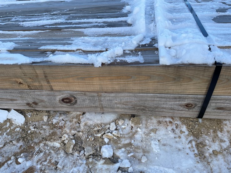 #3789-•-bundle-of-laminated-wood-beams-image-26