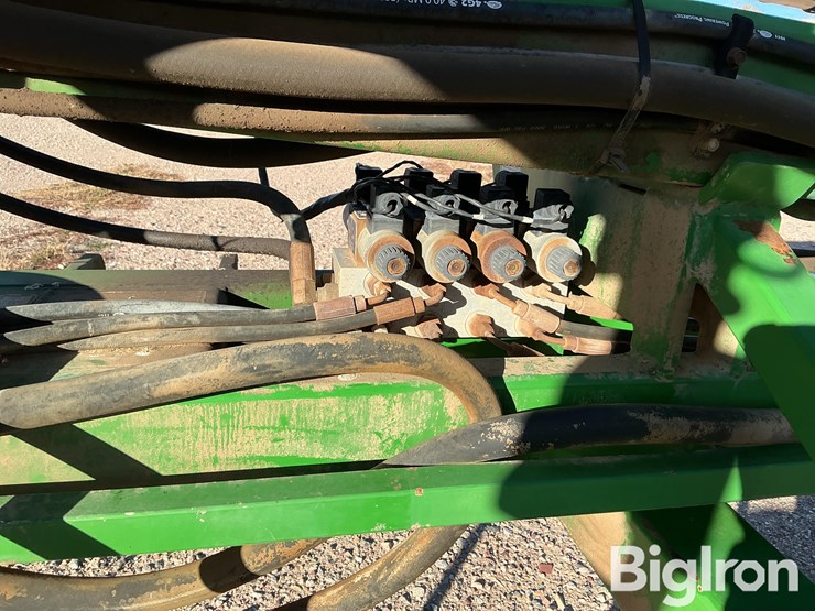 fast-90’-boom-sprayer-image-14