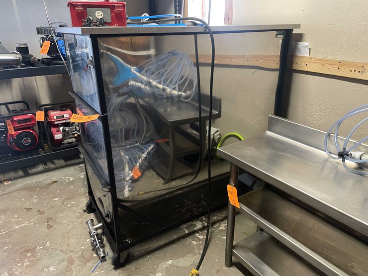 #6180-•-cdl-stainless-steel-tank-with-high-and-low-gauges-image-4