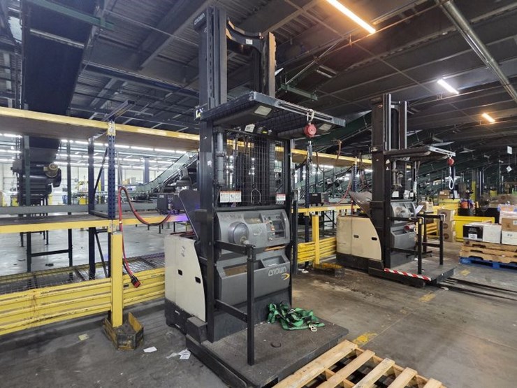 2006-crown-sp3420-30-image-2