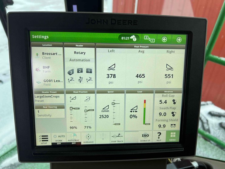 2024-john-deere-w235r-image-66