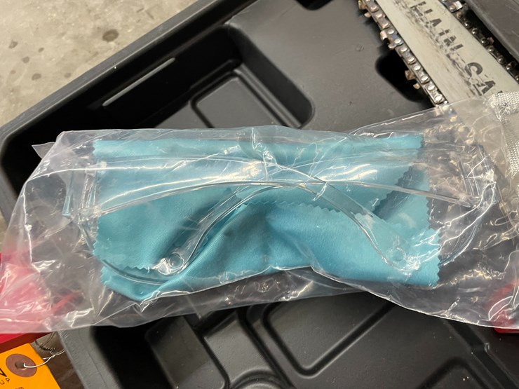 #5854-•-eletrosserra-a-bateria-electric-chainsaw-image-15