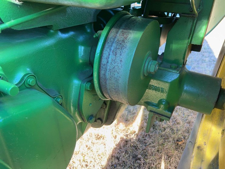 john-deere-830-image-70