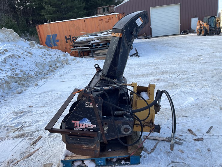 #3821-•-tiger-boom-arm-snow-panther-snow-blower-attachment-image-8