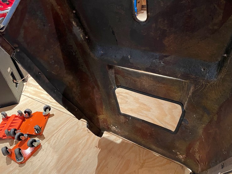 #3851-•-1973-speedway-440-blue-max-snowmobile-hood-image-9