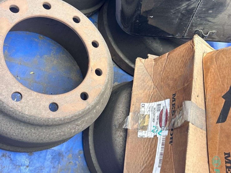 85-gallon-diesel-fuel-tank-and-brakes-shoe-kit-image-6