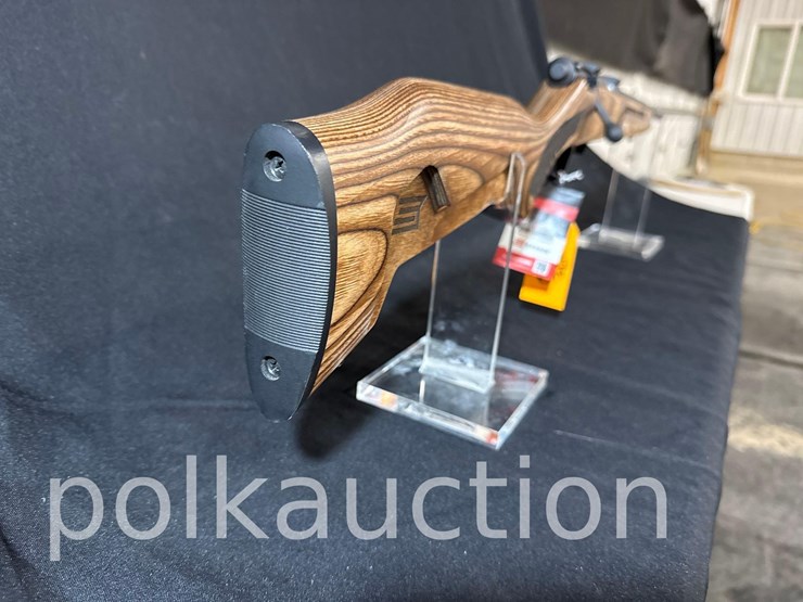 savage-93r17-minimalist-17hmr-rifle-(sn#-4743503)-(box)-image-4