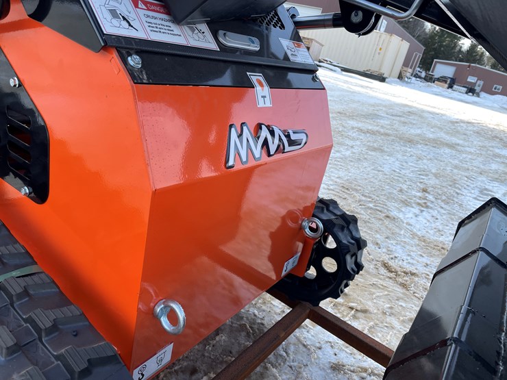 #301-•-mms-mini-skid-steer-ride-on-loader-image-12