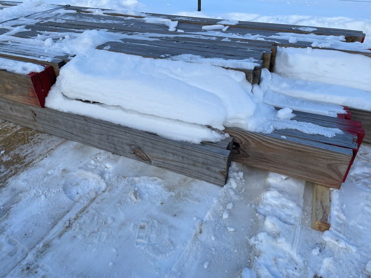 #3789-•-bundle-of-laminated-wood-beams-image-28