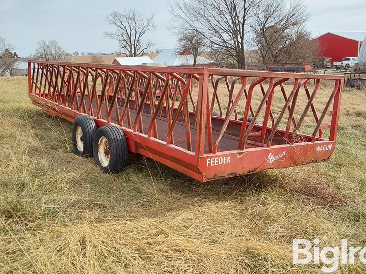 apache-wfw24a2-24'-feeder-wagon-image-7