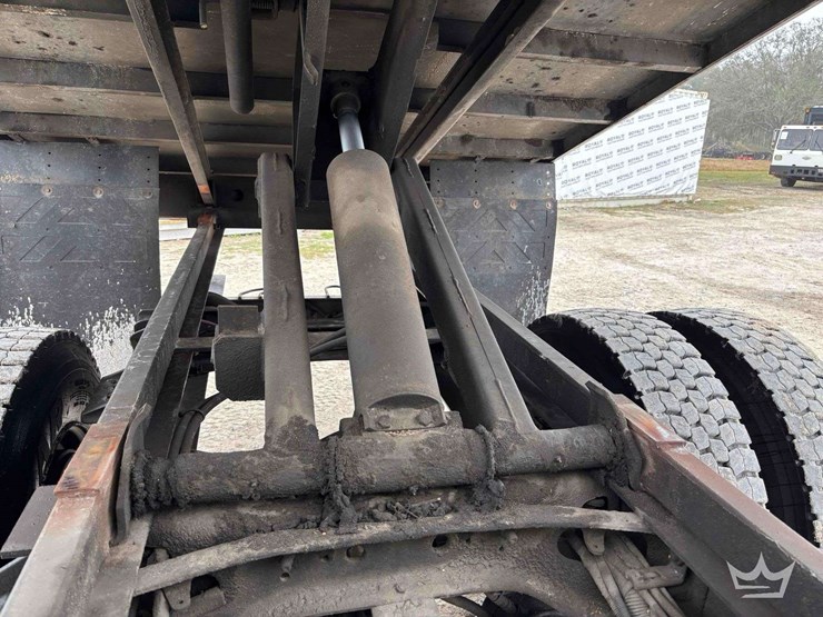 2007-international-durastar-4300-image-48