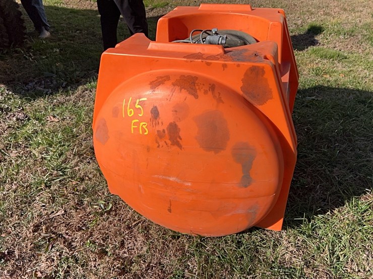 chemical-tank-and-pump;-located-at-7241-roxbury-rd,-charles-city,-va,-please-call-804.837.9940-or-804.651.4404-with-questions-image-4