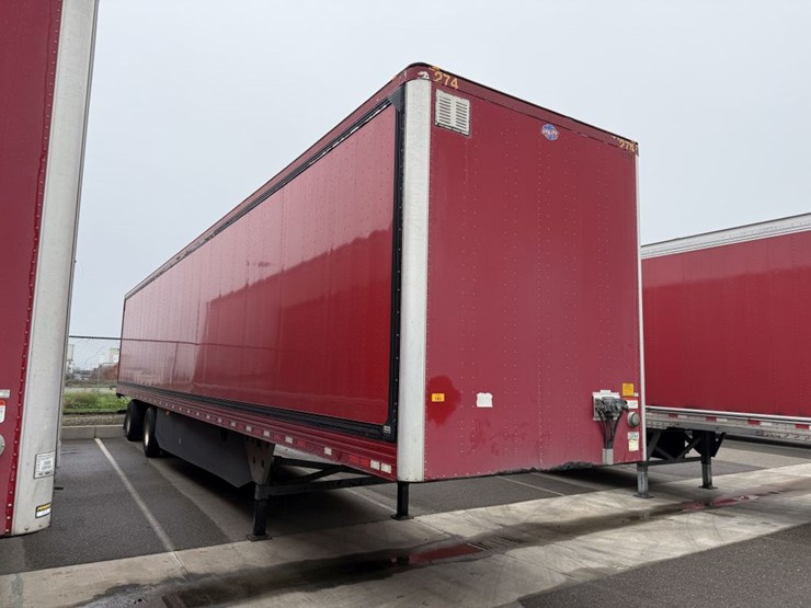 2016-utility-van-image-2