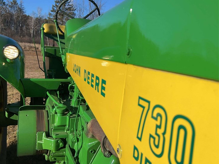 1959-john-deere-730-image-13