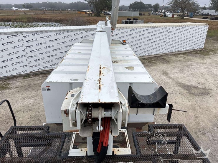 2007-international-durastar-4300-image-16