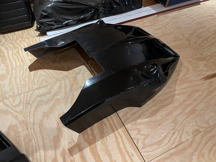 #3852-•-kawasaki-fiberglass-repop-(2)-piece-belly-pan-image-4