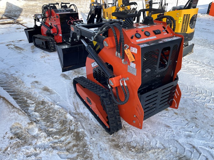 #302-•-mms-mini-skid-steer-ride-on-loader-image-7