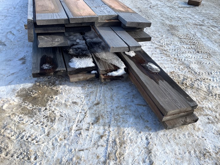 #3806-•-bundle-of-construction-grade-lumber-image-6