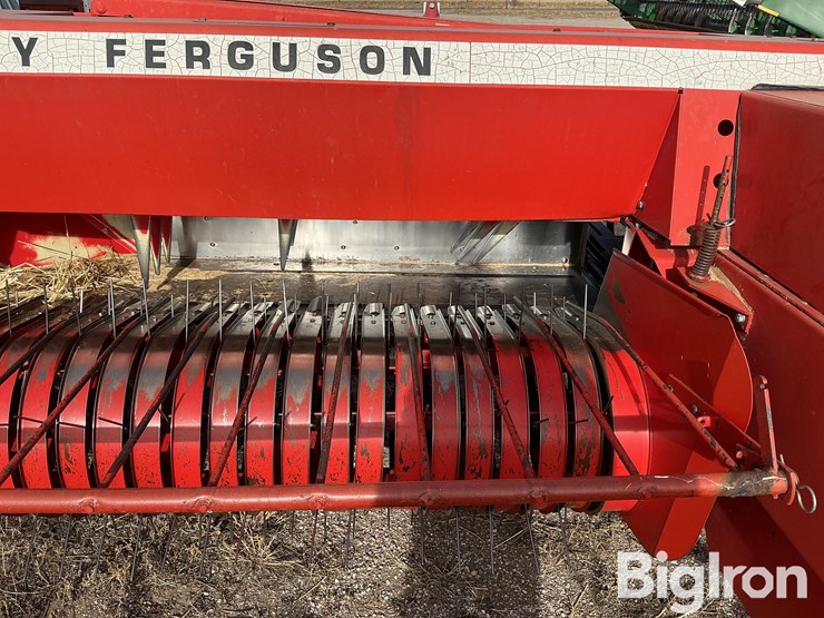 massey-ferguson-128-image-16