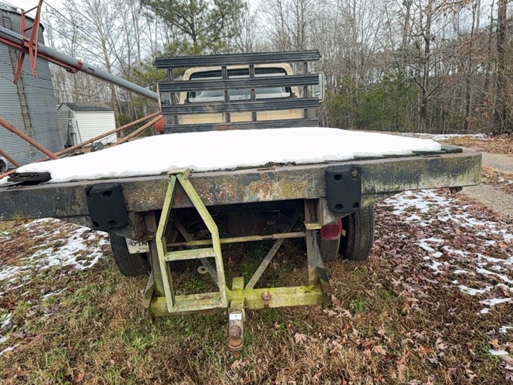 1977-ford-600-image-31