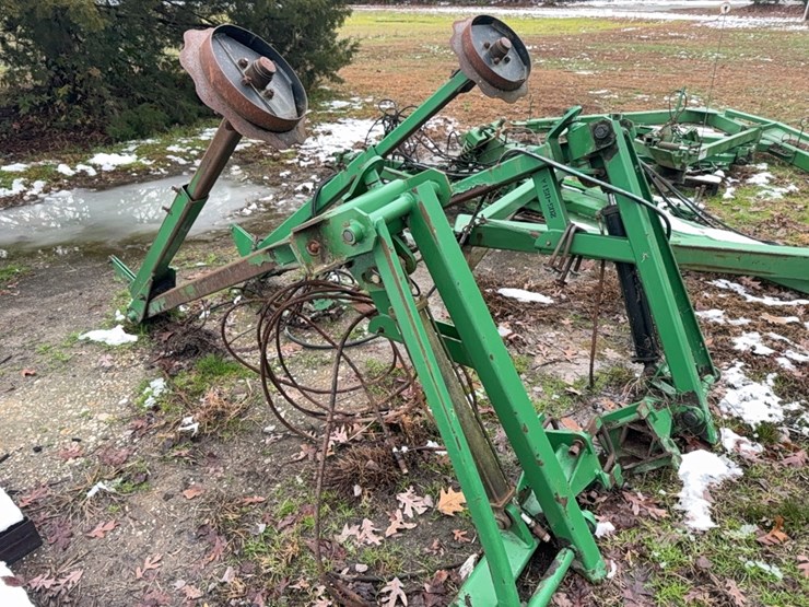 drill-rowmarkers;-located-at-7241-roxbury-rd,-charles-city,-va,--please-call-804.837.9940-or-804.651.4404-with-questions-image-3