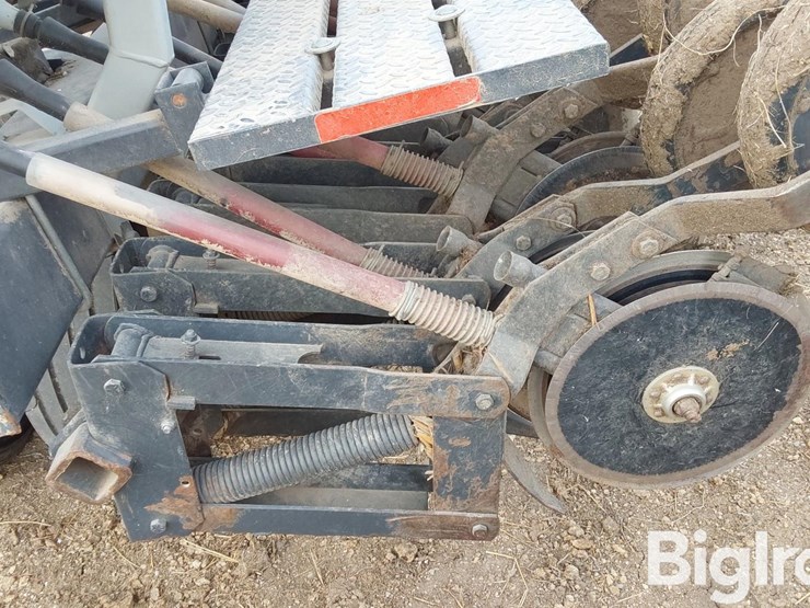 crust-buster-4000-image-15