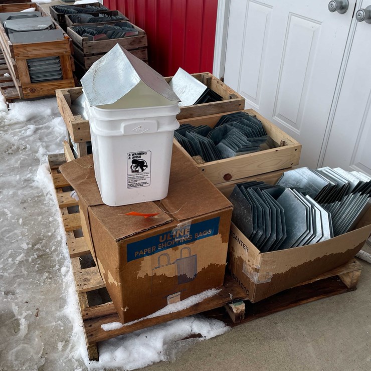 #3541 • Pallet of Bucket Covers