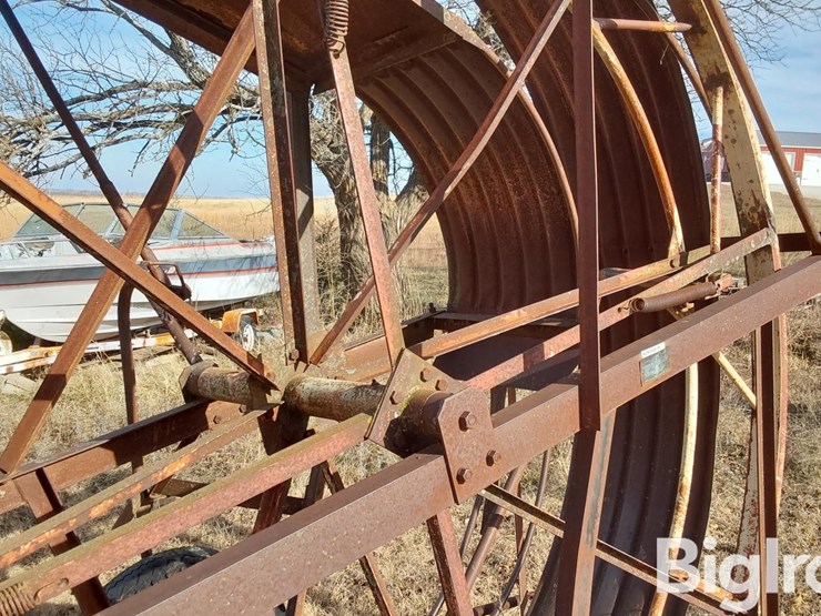 welch-ferris-wheel-bale-loader-image-19
