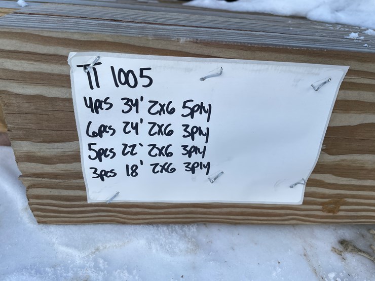 #3789-•-bundle-of-laminated-wood-beams-image-36