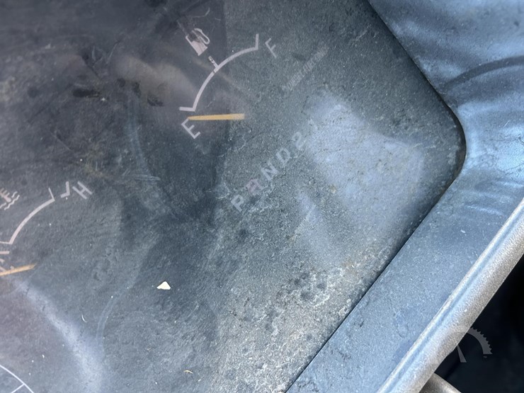 1997-isuzu-npr-image-34